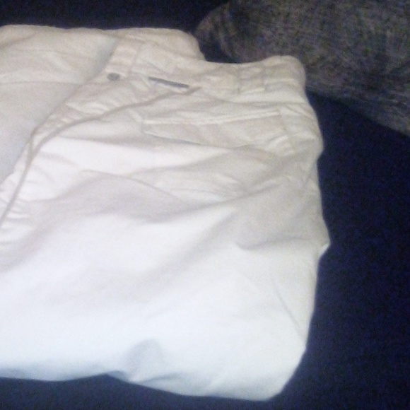 Ladies Convert Pants - Picture 3 of 8